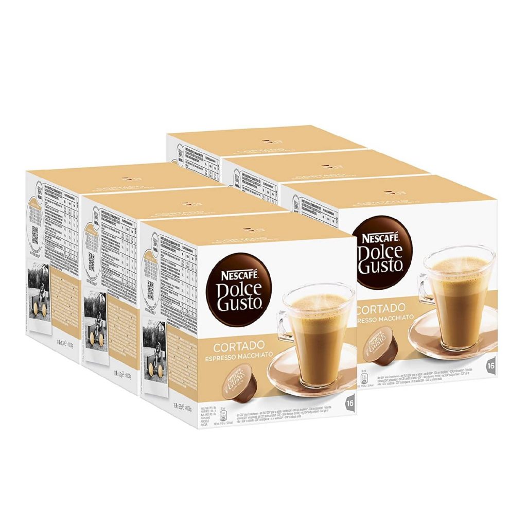 Cortado espresso macchiato servi dans un petit verre